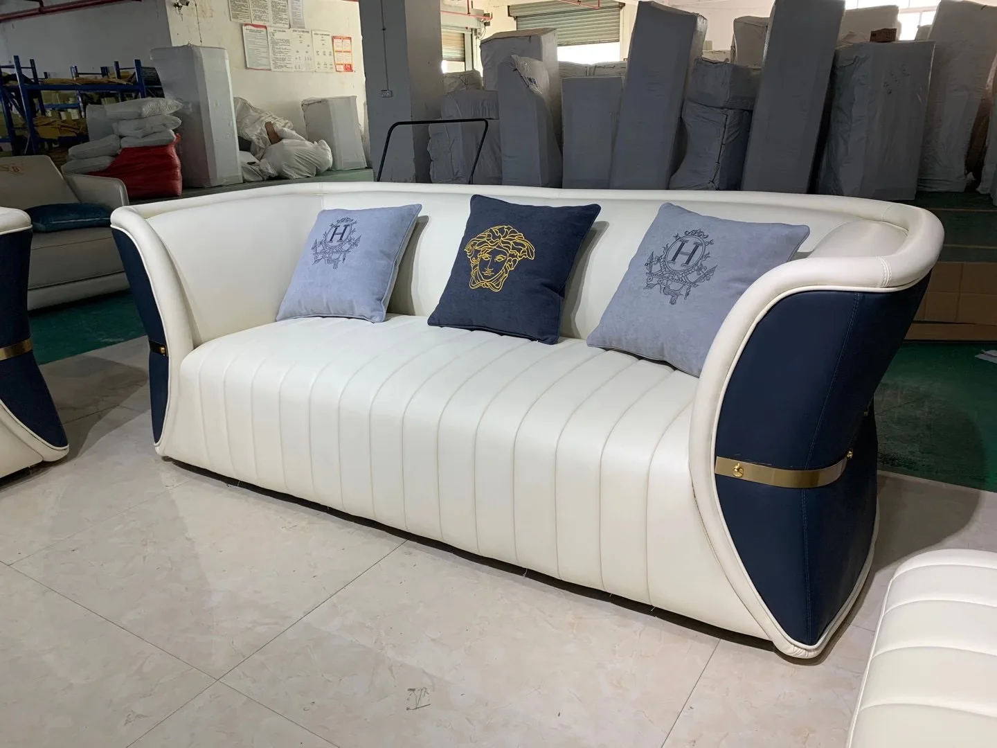 A202 Factory Offer High Quality Leather Sofas Luxury Upholstered Modern Sofa Living Room