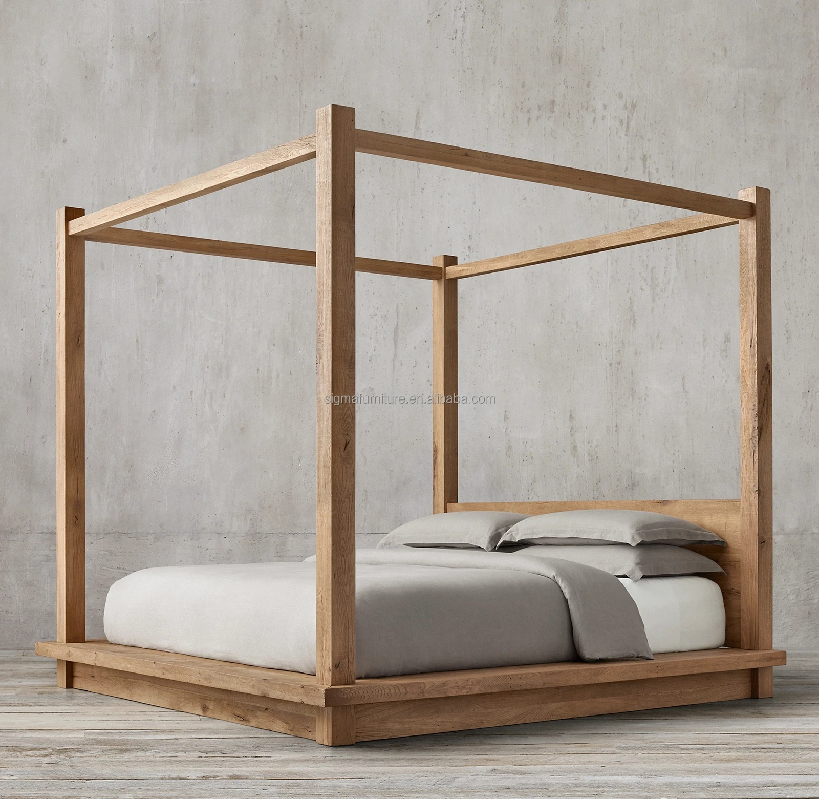 Кровать деревянная с каркасом для балдахина
