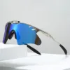 Foglio blu scuro