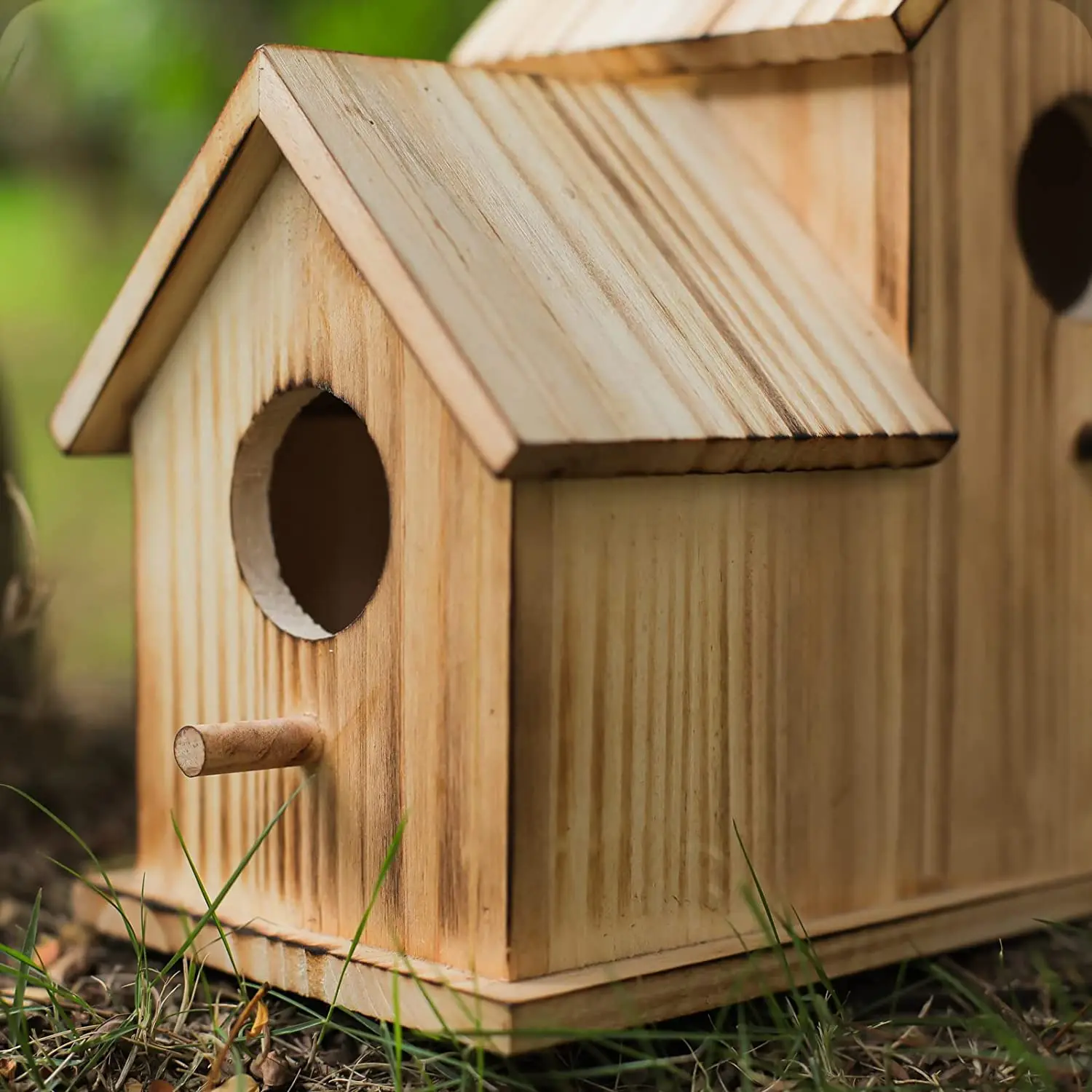 木製　巣箱 Hanging Americana Birdhouses - Rustic Hand Painted Wooden Nest