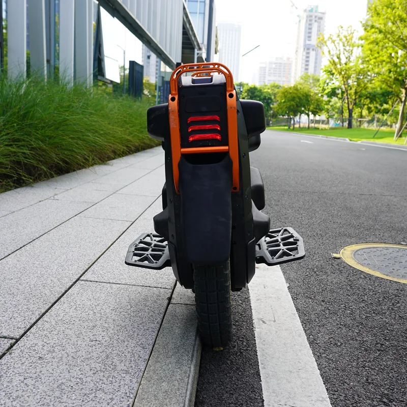 オリジナルINMOTIONV13電動一輪車4500Wモーター22インチタイヤ