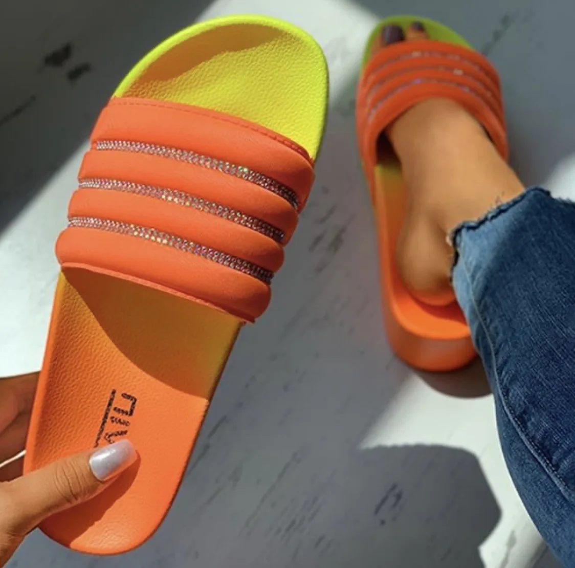 Sandalias romanas blancas - narwhalsecurity.net