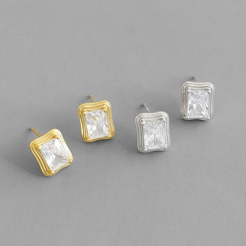Wholesale Zircon Square Geometric 925 Sterling Silver Jewelry Gold Plated Stud Earrings(图2)