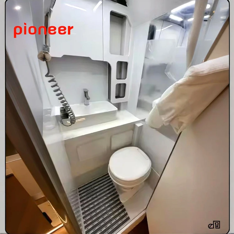 Hot Sale Offroad 4X4 Pickup Caravan RV Travel Truck Camper for Pickup