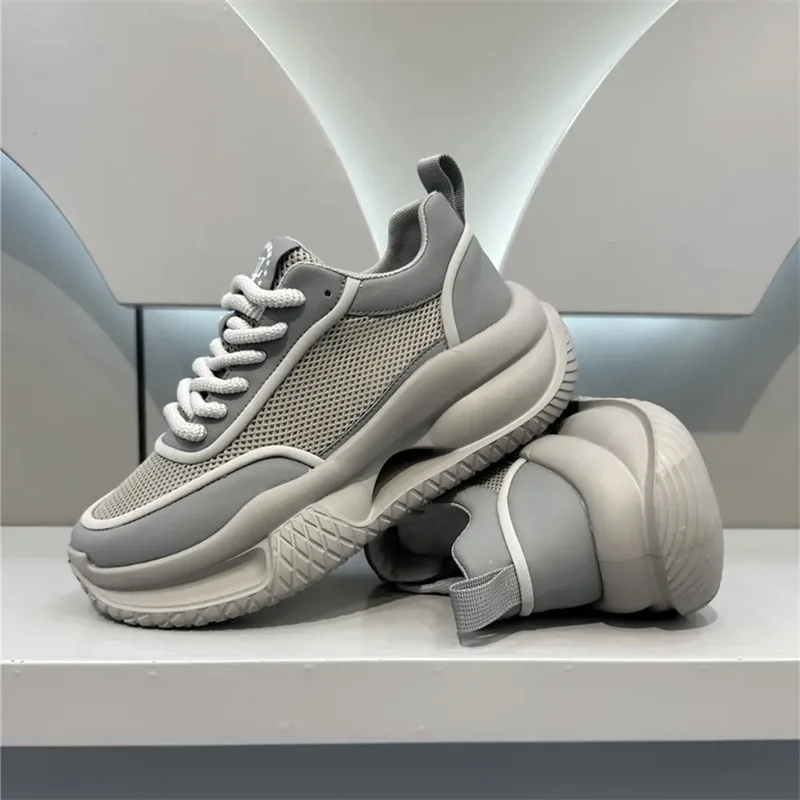 New All-match Anti-slip Deodorant Breathable Sweat-absorbing Mesh Surface Breathable Daddy Shoes Man