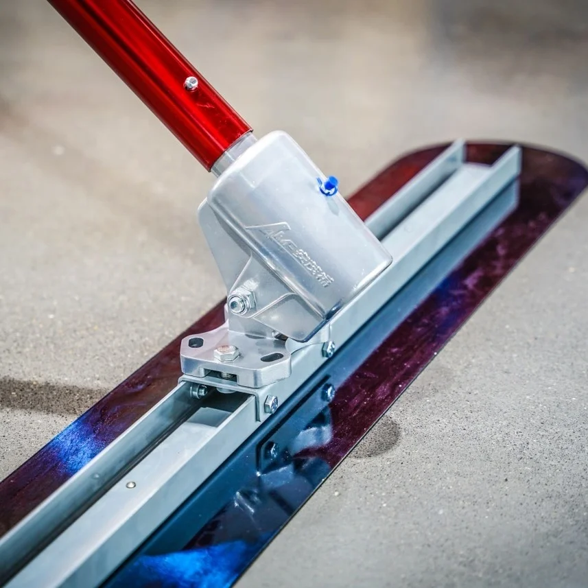 Concrete Fresno Trowel Bull Float With Carbon Blue Steel for Concrete Finishing