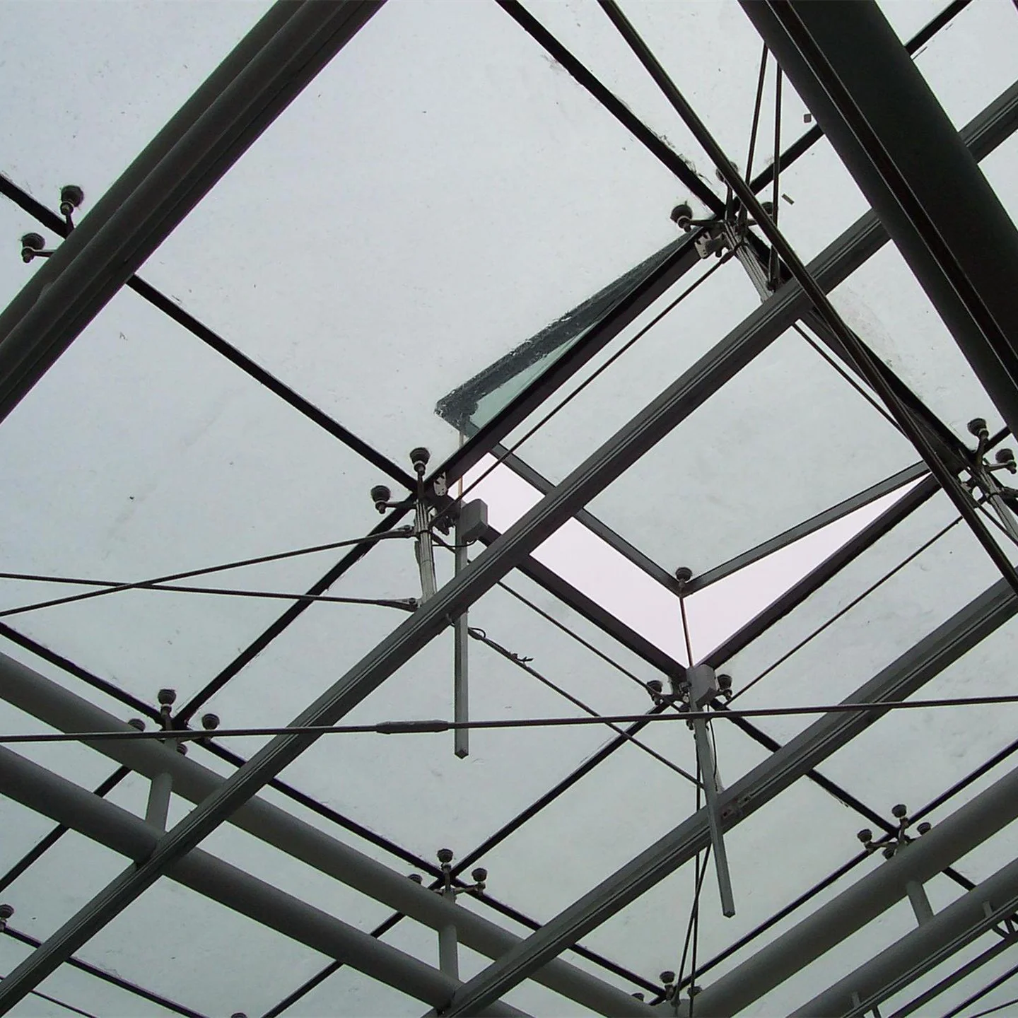 Prefabricated Steel Truss Structure Spider Claws Glass Skylight Roof