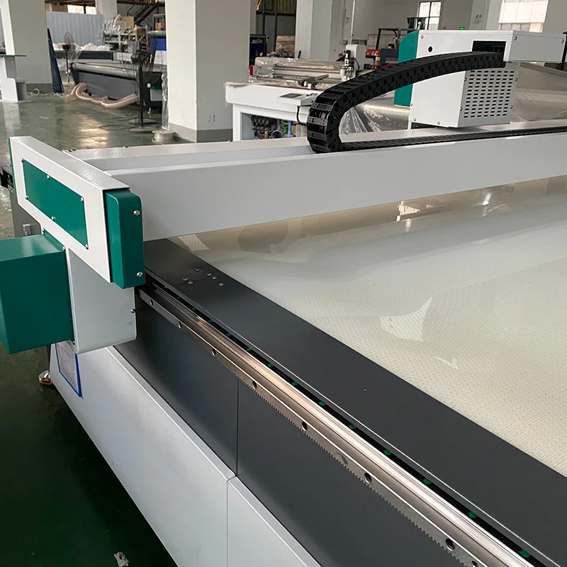 Enc Cutting Plotter for Cardboard Box Corrugated Cutting Machine Cardboard Envelope