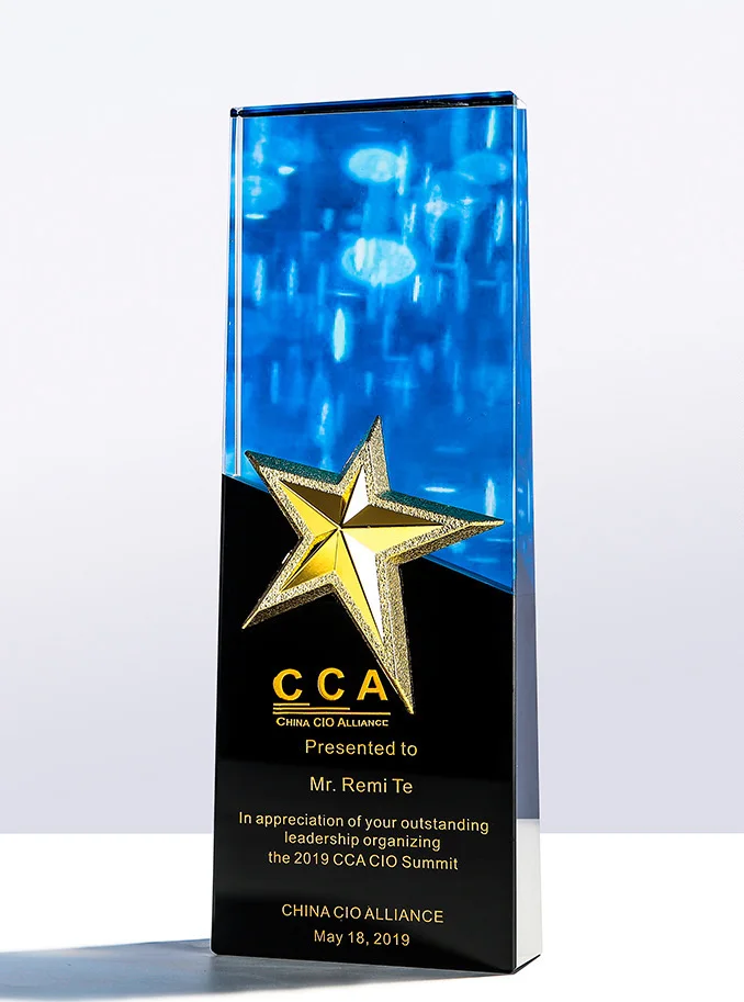 Luxury Transparent Crystal Trophy from China Winner's Honor Business Football Cup Champion Torch Luxury Style Gift Winner