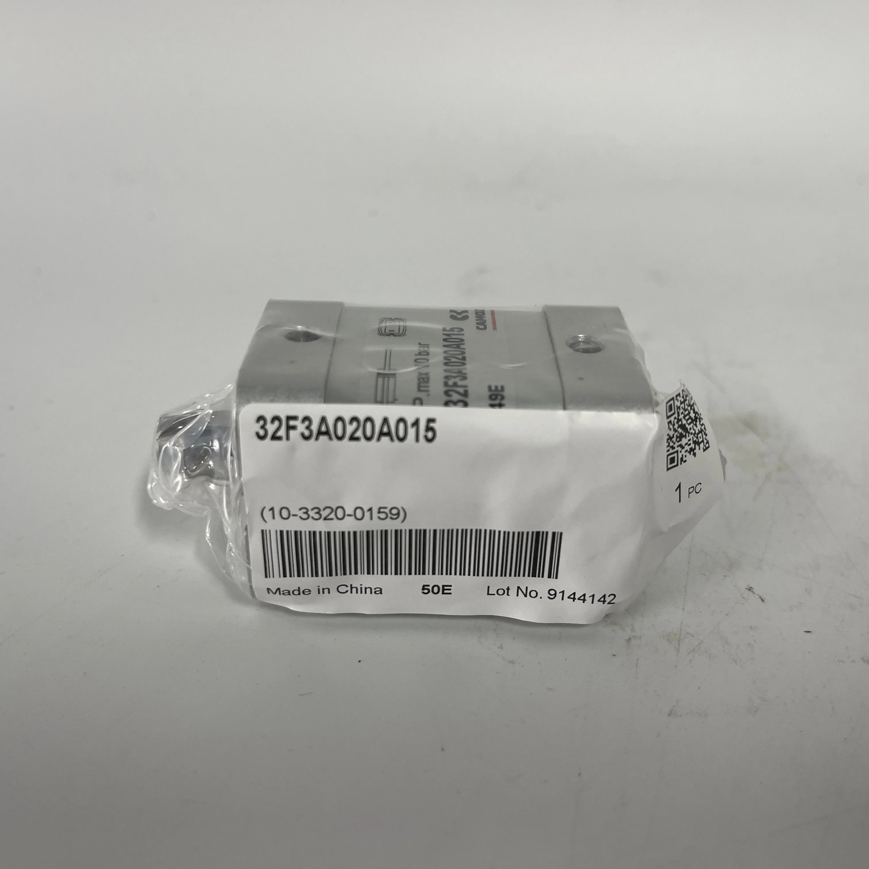CAMOZZI Pneumatic Cylinder 32F3A020A015