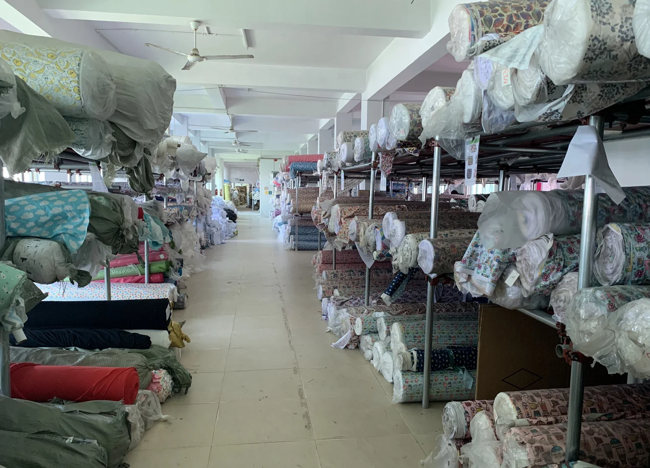 Yiwu Babyshow Maternal Co., Ltd. 2