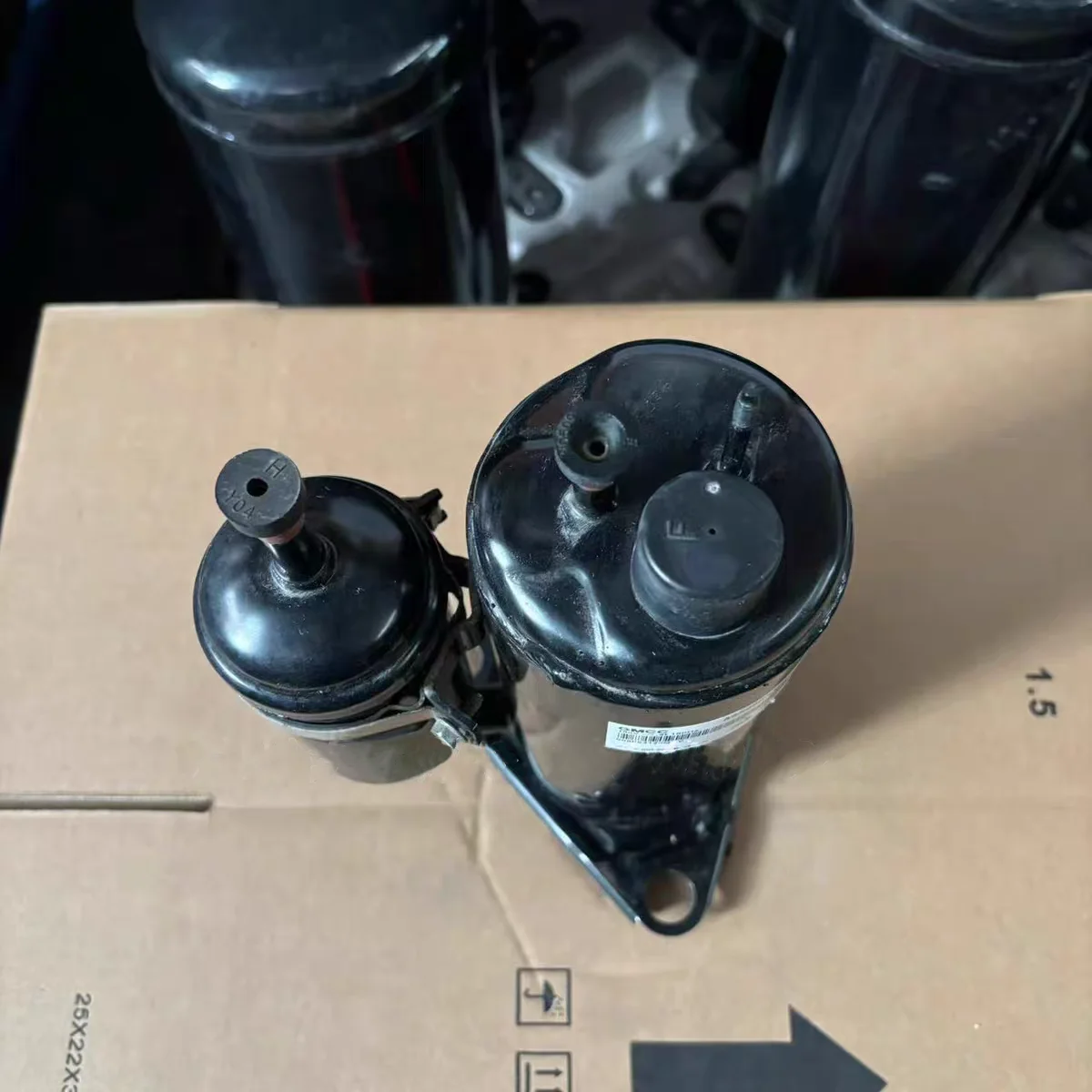 空调用GMCC旋转空调压缩机ASK89D53UEZ R410A 200v-240v 50-60hz