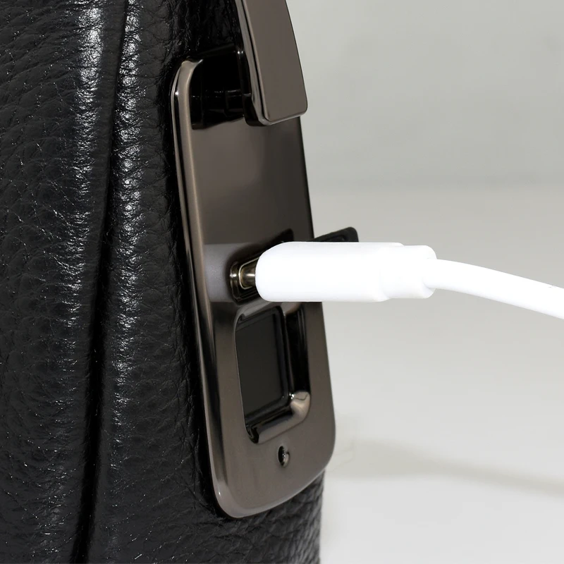 Fingerprint Lock Wallets Big Capacity Phone Bag Card Holder Zipper Leather Fingerprint Lock Wallet for Men
