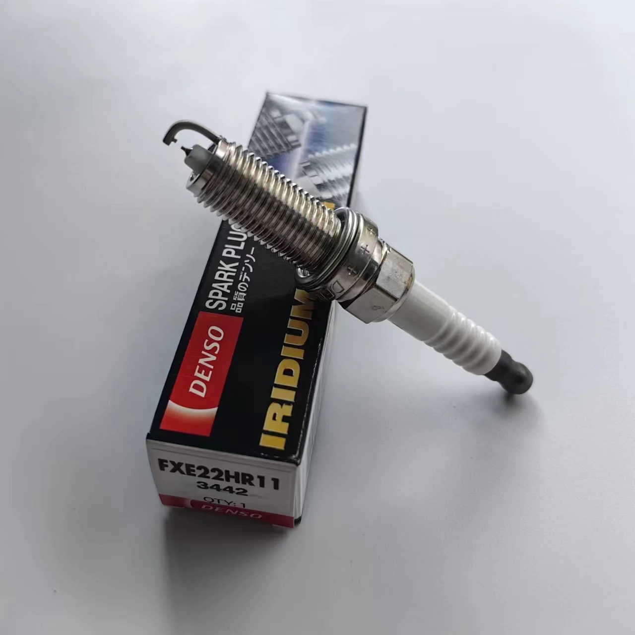 Auto Double Iridium Bujia DENSO Spark Plug 3442 FXE22HR11