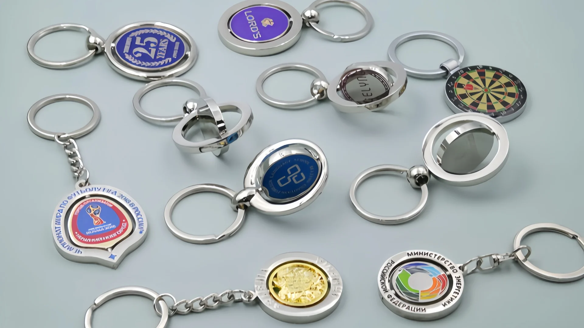 Free Design Promotional Keychains Custom Logo Car Keychain 360 Degree ...