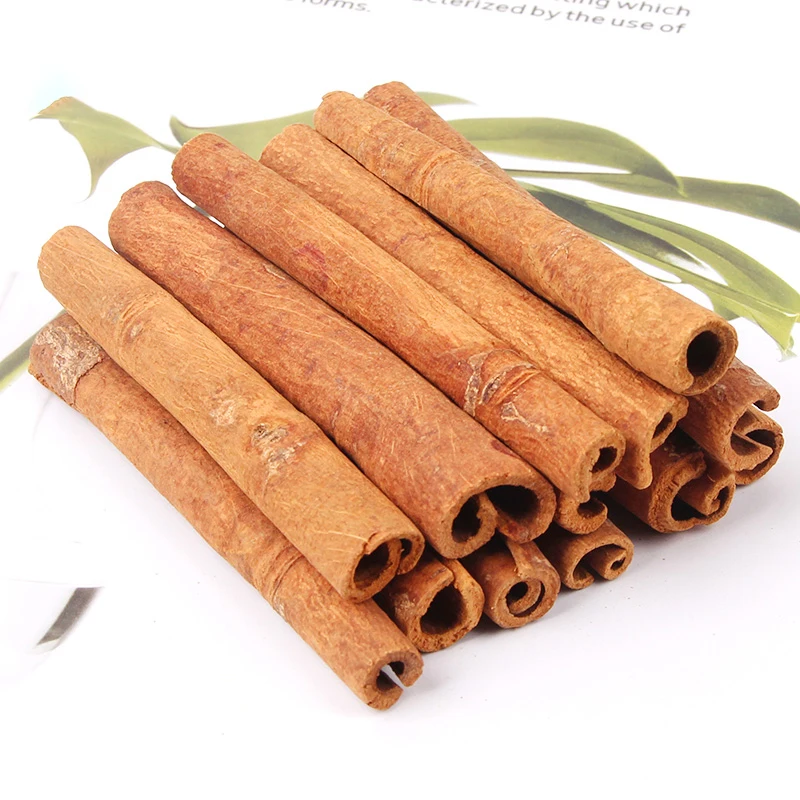Wholesale High Quality Peeling Cinnamon Sticks Edible Organic Good Smell Cinnamon Rolls for Tea Wine Herbal Tea and Decoration