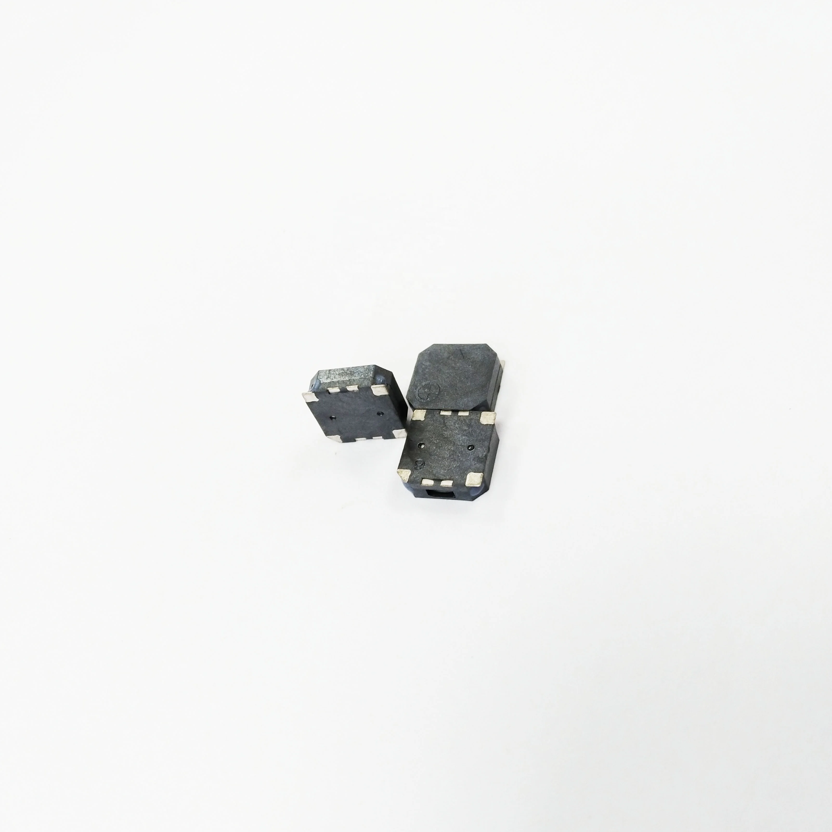 
 7,5*2,5 мм Smd 3,6 В зуммер 16 Ом  