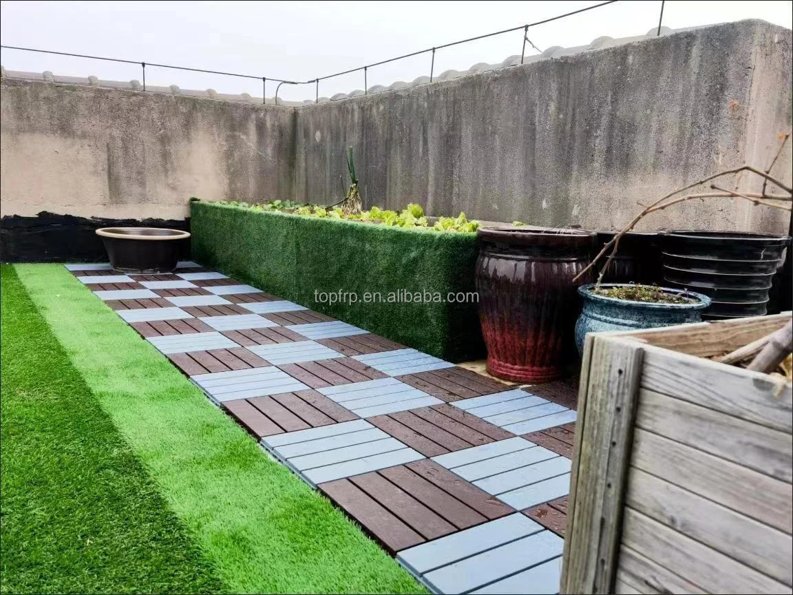 Cheap Luxury Wooden Texture Interlocking PP Deck Tiles Wood Grain Design Waterproof Eco-friendly 5 Year Warranty for Outdoor