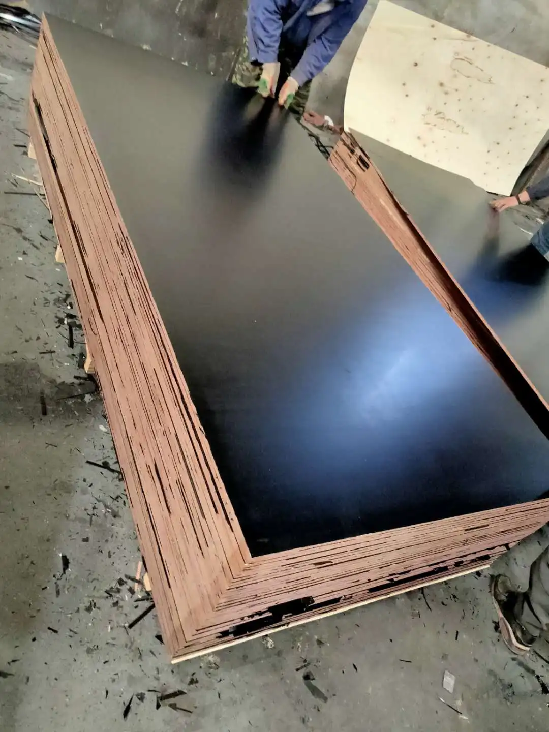 18mm Black Film Faced Plywood Marine Construction Formwork Phenolic ...