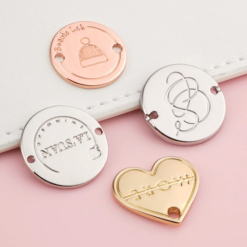 22*5 mm Golden Engraving Logo Metal Clothing Labels with Sewing 2 Holes for Swimwear Bikini Clothes Shirts Pants Abaya Hijab Hat