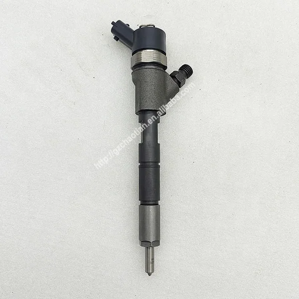 发动机零件4D95发动机喷油器6271-11-3100 0445110307共轨喷油器