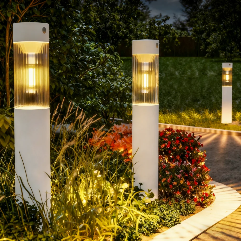 Warm White LED Outdoor Solar Garden Light With Sensor 