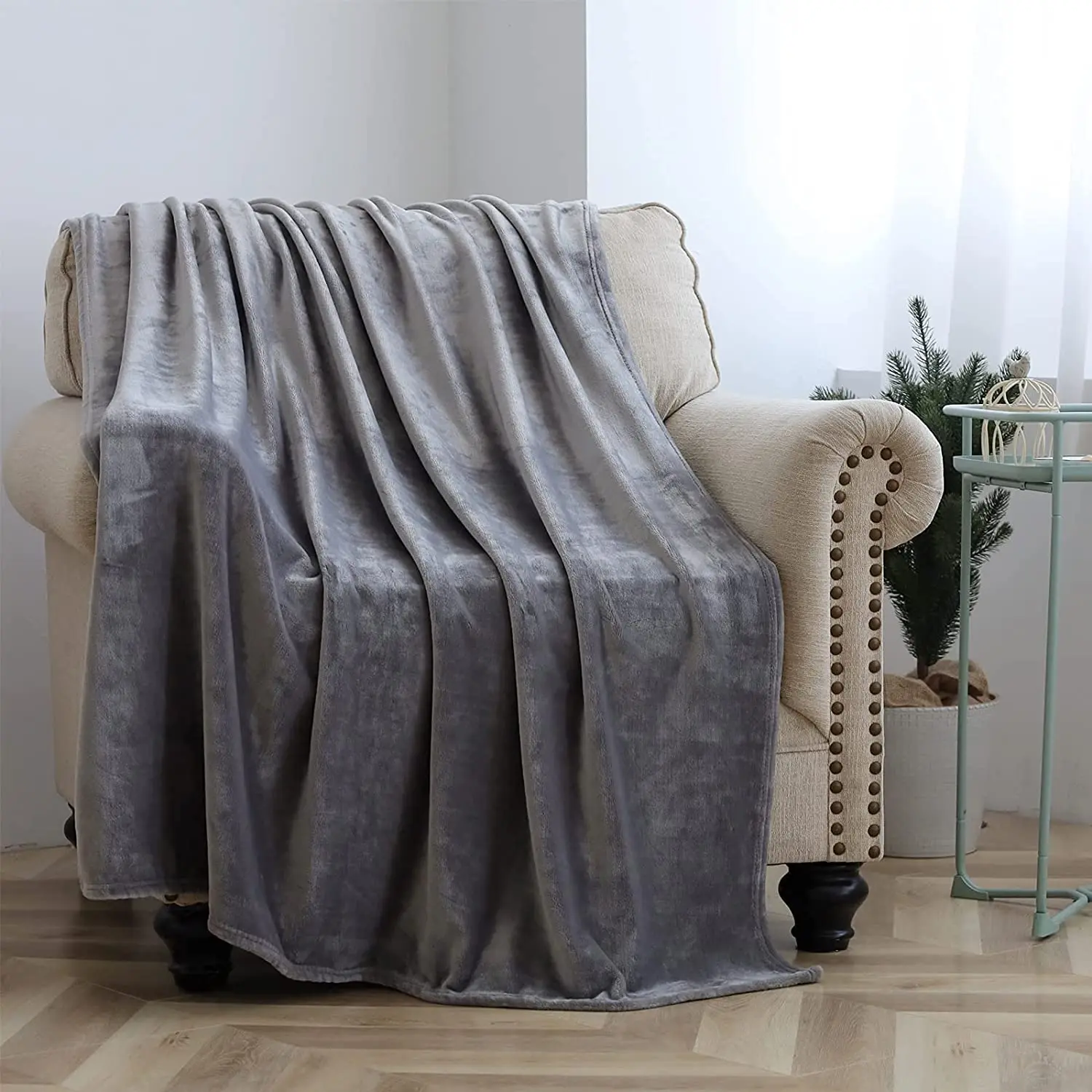 Duvet Cover Bedding Basics Customized Hug Sleep Blanket Wearable Grey Color Flannel Fleece Blanket factory