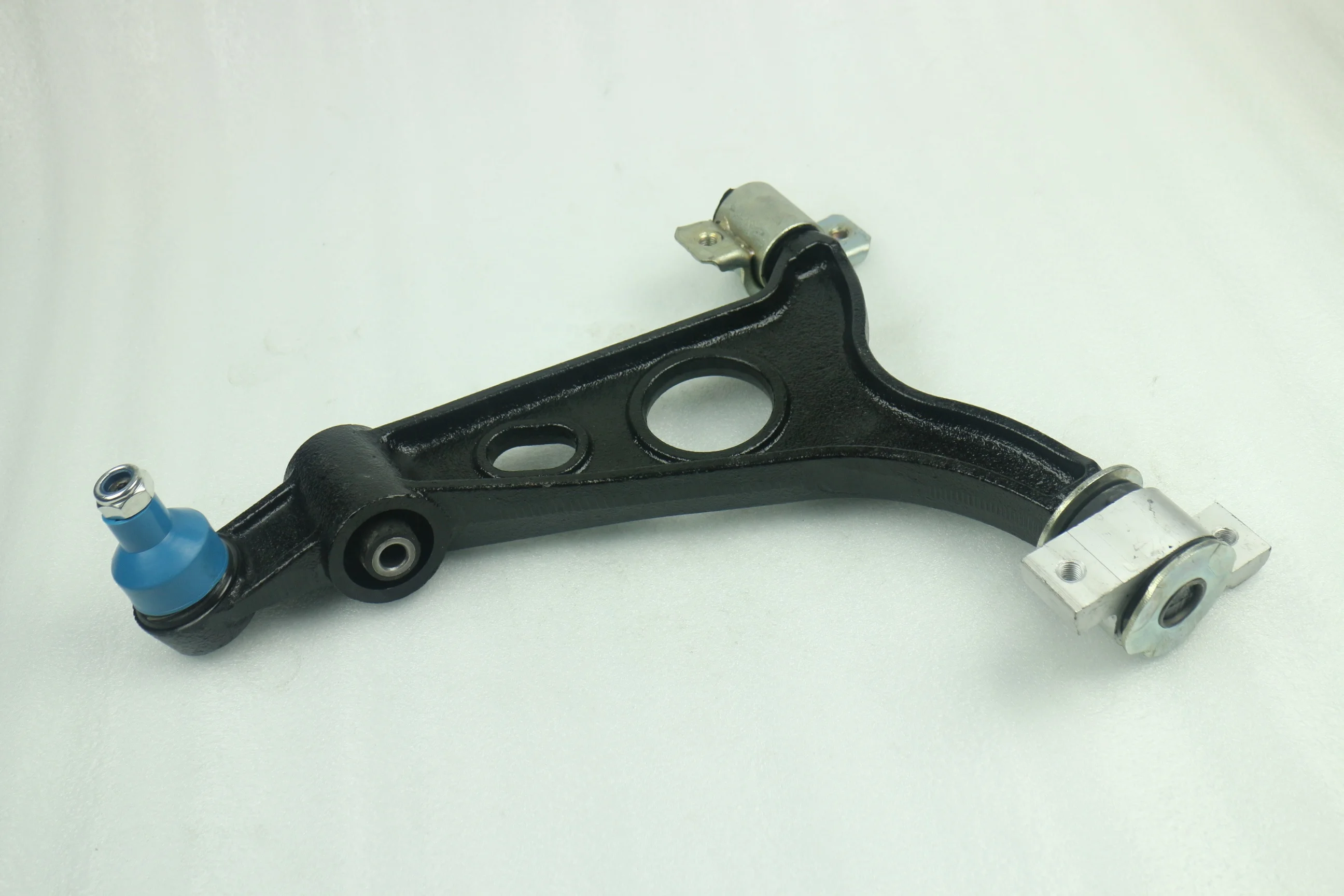 Front Left Right Suspension Control Arm Kit for Alfa Romeo 147 156 GT 60651940 60652465
