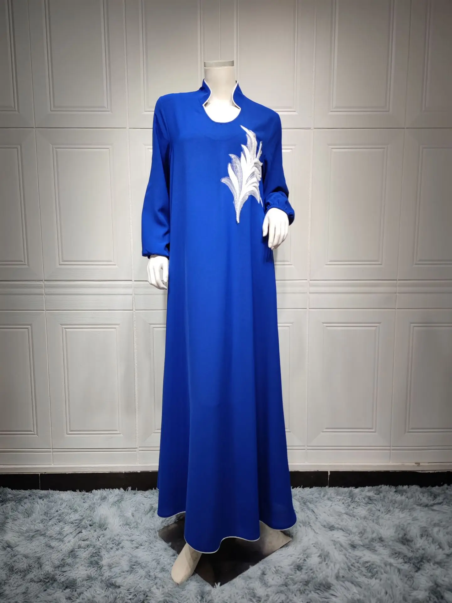 New Spring Collection Modest Modest Muslim Abaya Dress Adults Anti-Static Chest Applique Made Polyester Middle East Southeast