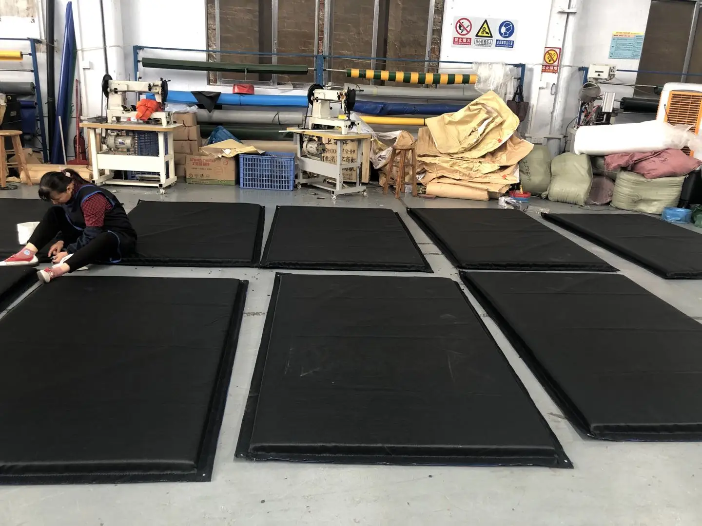 product china pvc mass loaded vinyl sound barrier manufactured by rubber barrier experts factory direct supply-8