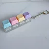Quatre touches-violet jaune rose bleu