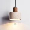 B: Beige