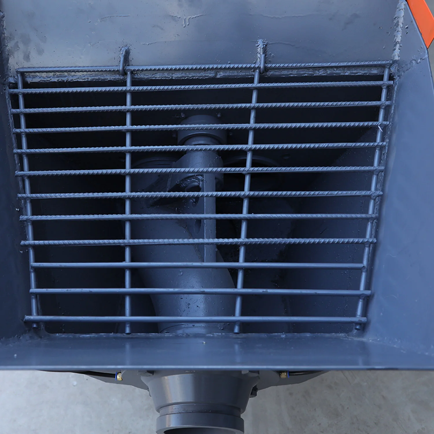 Гидравлическая реверсивная система конвейерное оборудование для бетона наклонная вторичная конструкция Разливочный