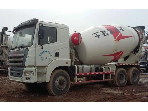 ミキサー8m3コンクリートミキサー車SY308C-8(R乾式)大型水槽付き