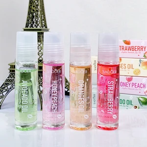 OEM SADOER Private Label Natural Fruit Nourishing Skin Care Products Strawberry Reduces Lip Lines Ruddy Moisturizing Lip Oil