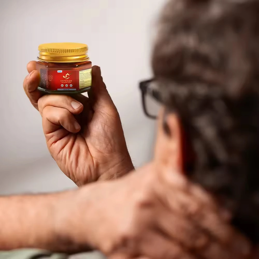 Long-Lasting Herbal Massage Cream with Menthol and Chili for Cool & Warm Pain Relief Targeting Aching Back and Waist