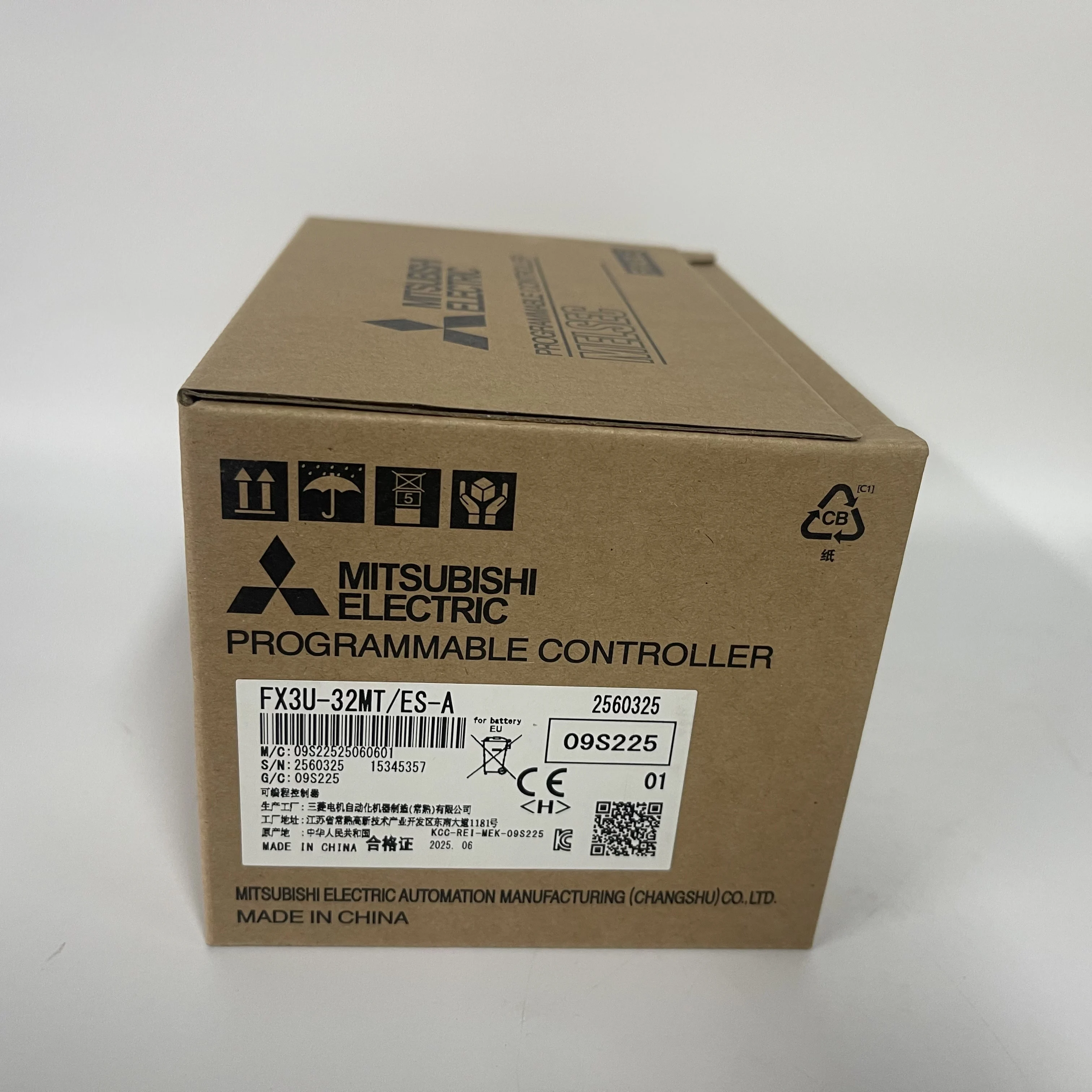 Mitsubishi Programmable Logic Controller (PLC) FX3U-32MT/ES-A Mitsubishi Programmable Logic Controller (PLC) FX3U-32MT/ES-A