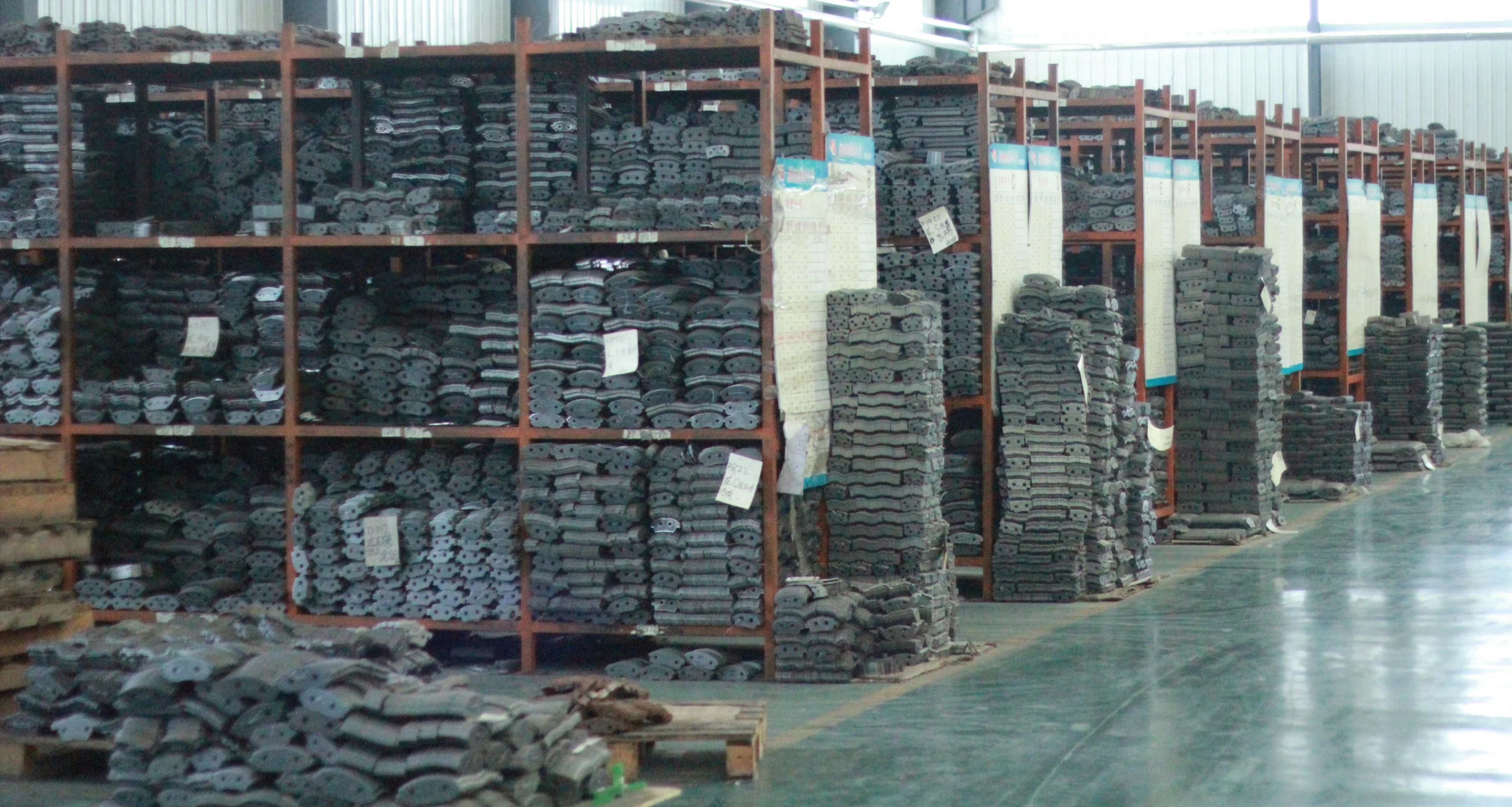 今年2月購入　延長保証ありDX180 SDCX Brake Pads for Changan UNI-V - High Efficiency