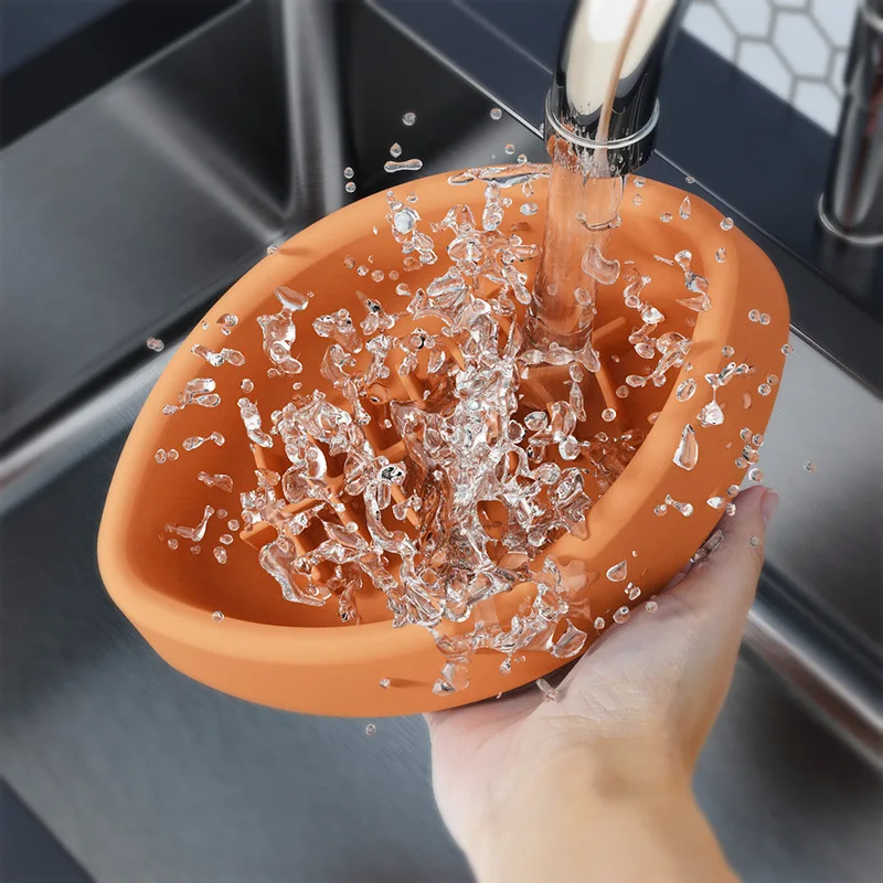 New Eco-Friendly Solid Silicone Rounded Dog Lick Mat Pet Feeding Anti-Choke Slow Feeder Non-Slip Suction Multi-Use Bowl factory