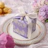 Nastro in poliestere bianco sporco con design floreale viola e uccelli, decorato con perle