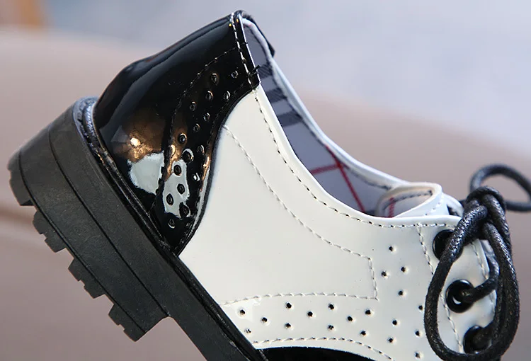 Новый дизайн красивая черная кожаная школьная обувь для детей мальчиков и девочек