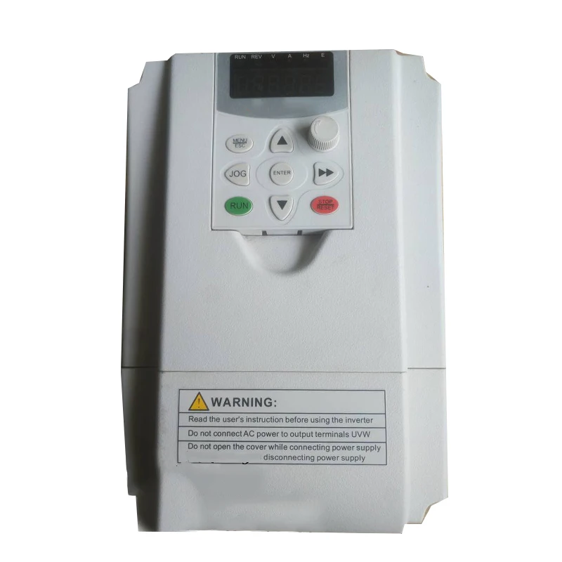 Helt ny, ægte og forseglet AR200IL-0075N frekvensomformer, PLC-programmerbar styring på lager til hurtig levering