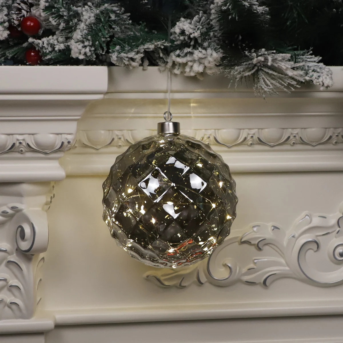 Customized blown glass hanging christmas ornaments ball chinese factory sale details