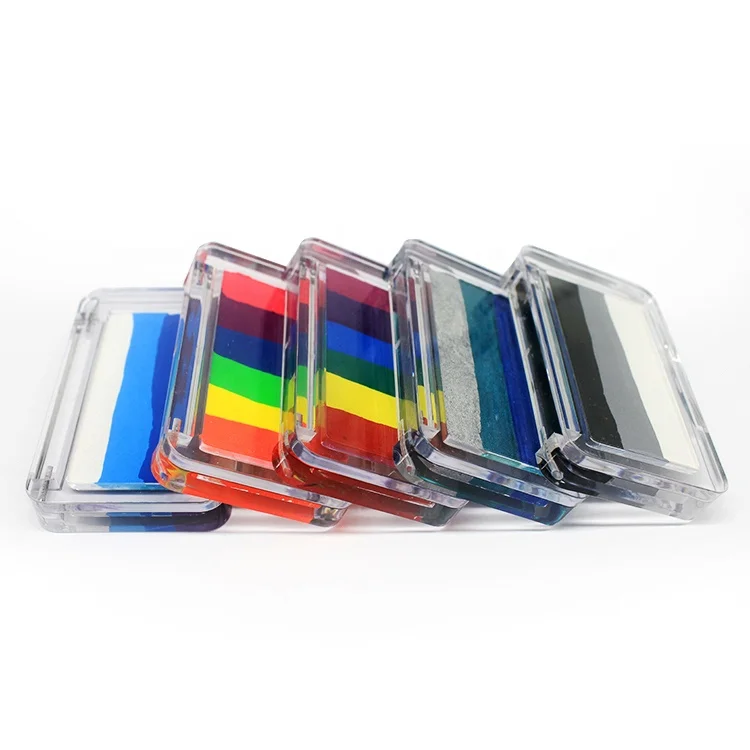 Неоновая подводка для глаз, активируемая водой, без жестокости