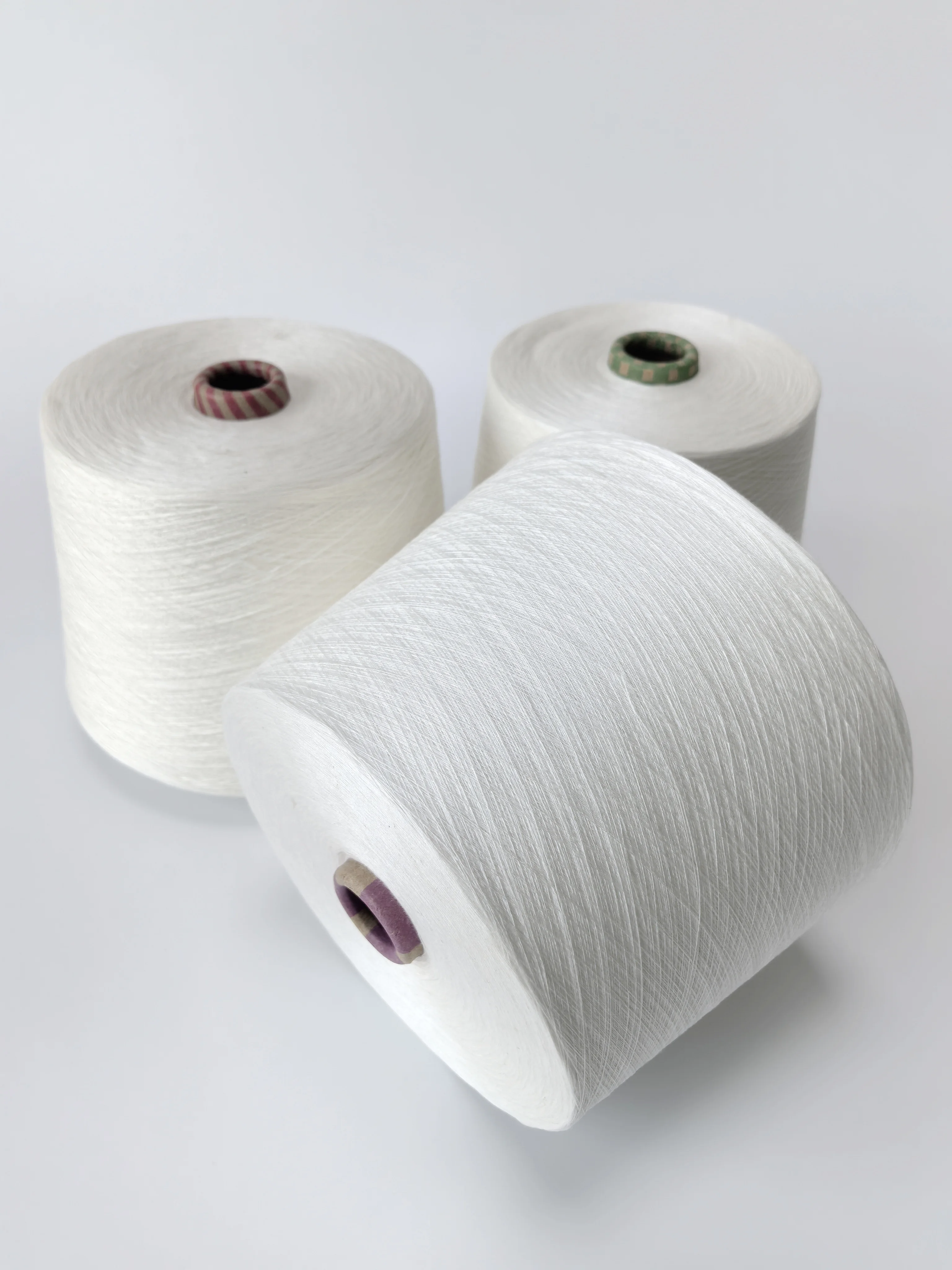 Ne21/1 Siro Compact High Tenacity 100% Virgin Viscose Rayon Yarn Embroidery Sewing Direct Factory Sale for Weaving Hand Knitting