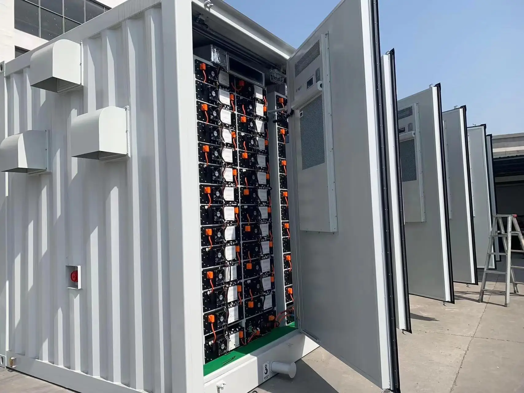 Sail Solar Container Battery Energy Storage System for Commercial Use ...