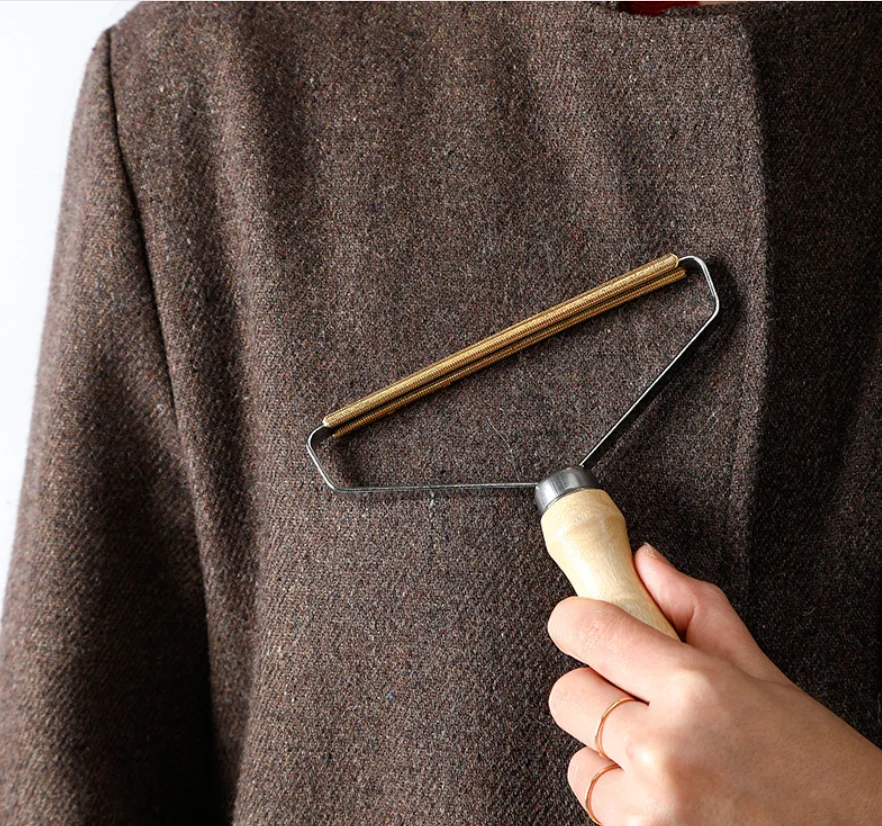 china hot selling wooden metal clothing shaver shave wool implement portable lint remover