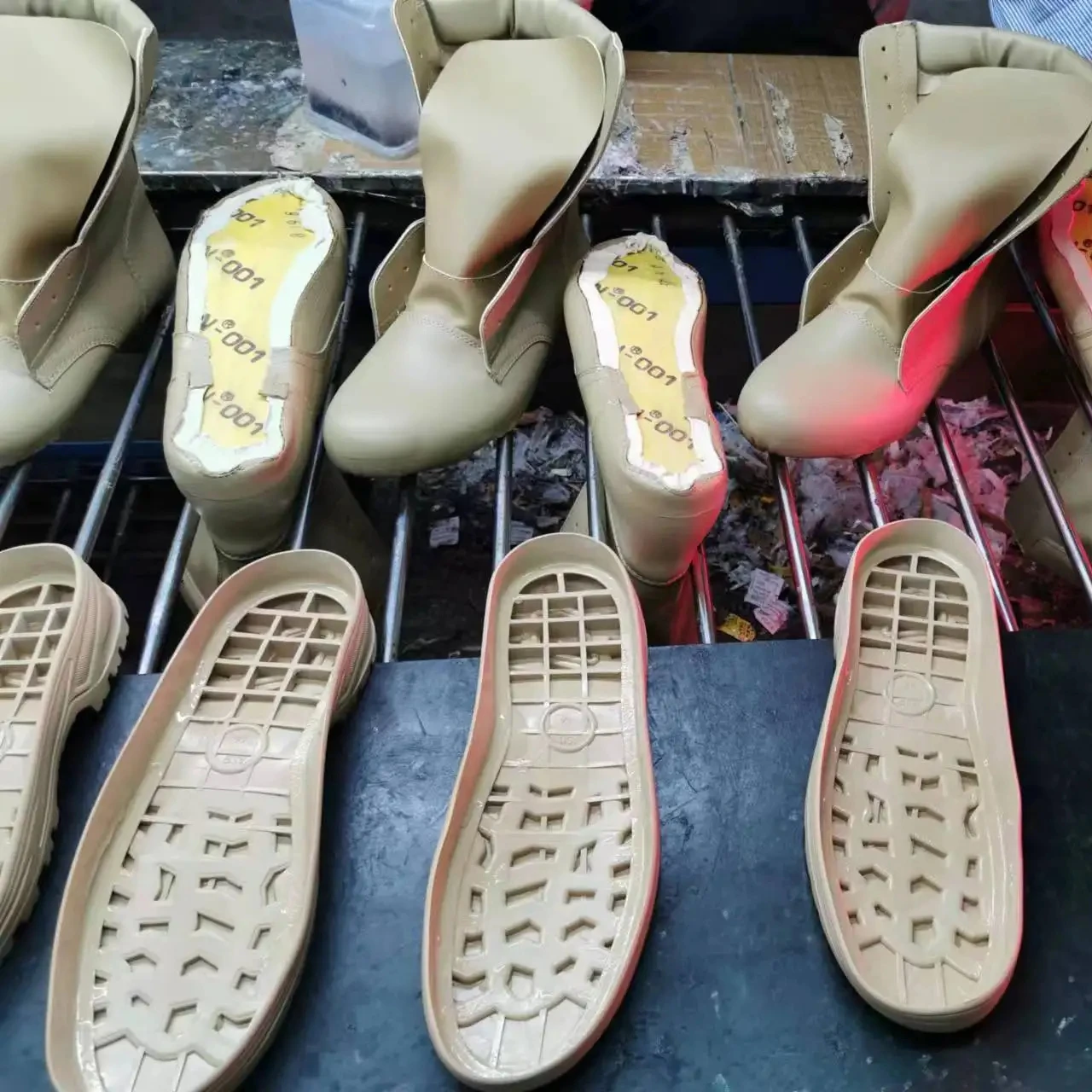YWQ,factory Supply Premium Durable Rubber Outsole Strong Grip Anti-slip Abrasion Resistant HSC001