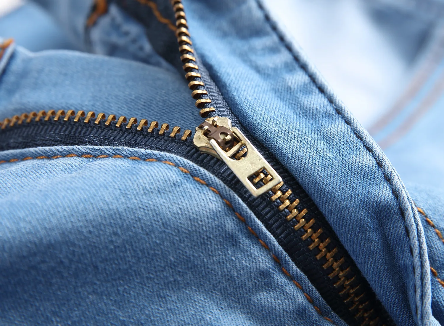 high street ripped denim pants