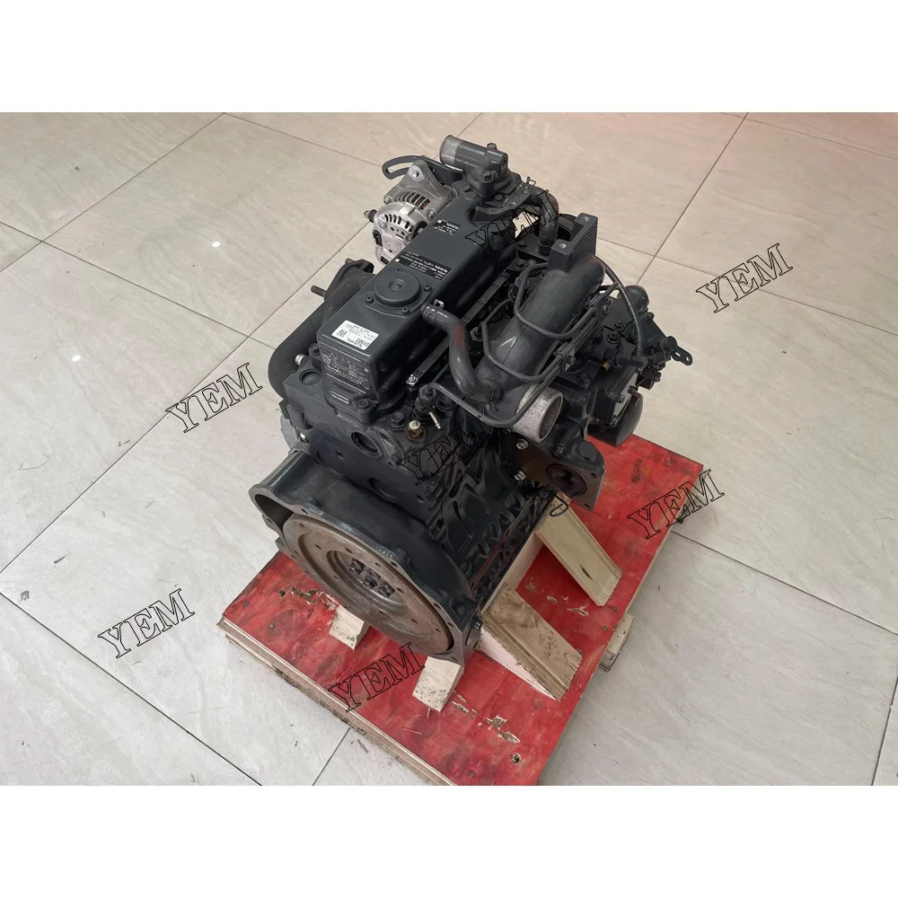 Used D1503 Diesel Engine Assembly D1503-M-EU33 for Kubota 4